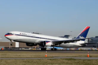 Delta Air Lines Boeing 767 taking off in February 2005