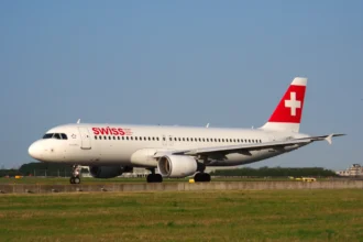 Archive SWISS Airbus A320 HB-JLP taxiing at Amsterdam Schiphol in July 2013