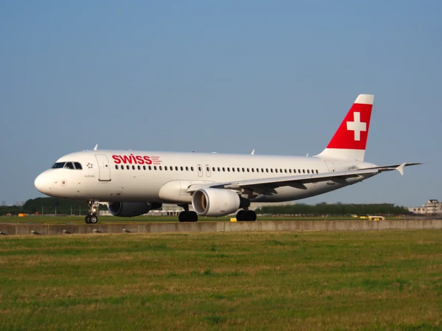Archive SWISS Airbus A320 HB-JLP taxiing at Amsterdam Schiphol in July 2013